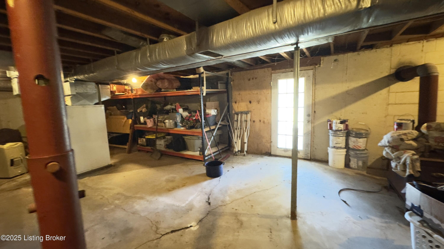 Listing Image 33