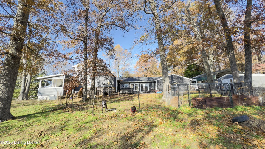 Listing Image 6