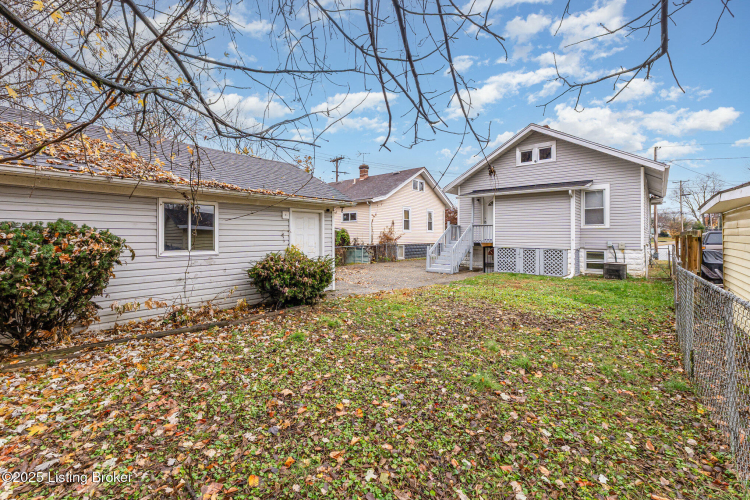 Listing Image 26