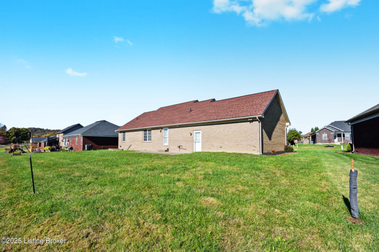 Listing Image 24