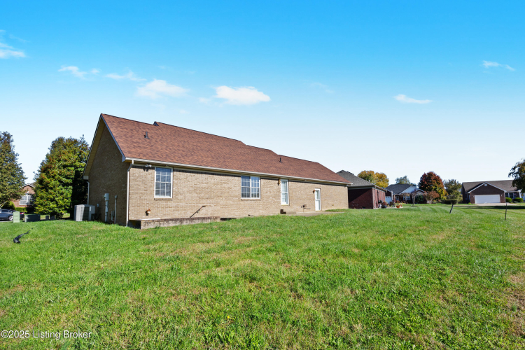 Listing Image 25