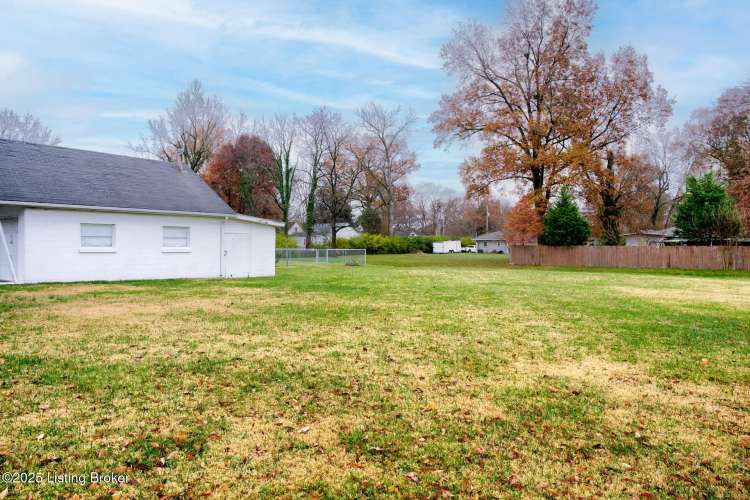 Listing Image 24