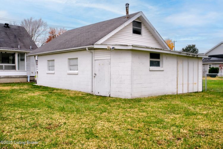 Listing Image 26