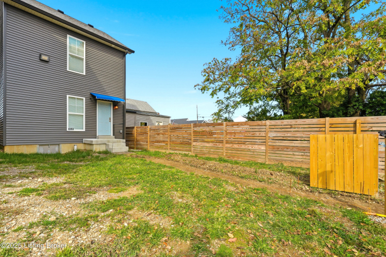 Listing Image 23