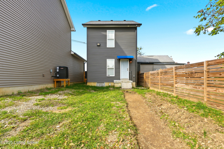 Listing Image 24