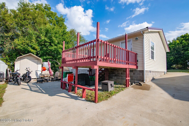 Listing Image 6