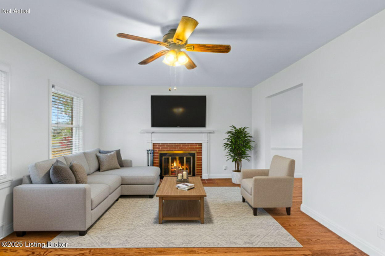 Listing Image 3