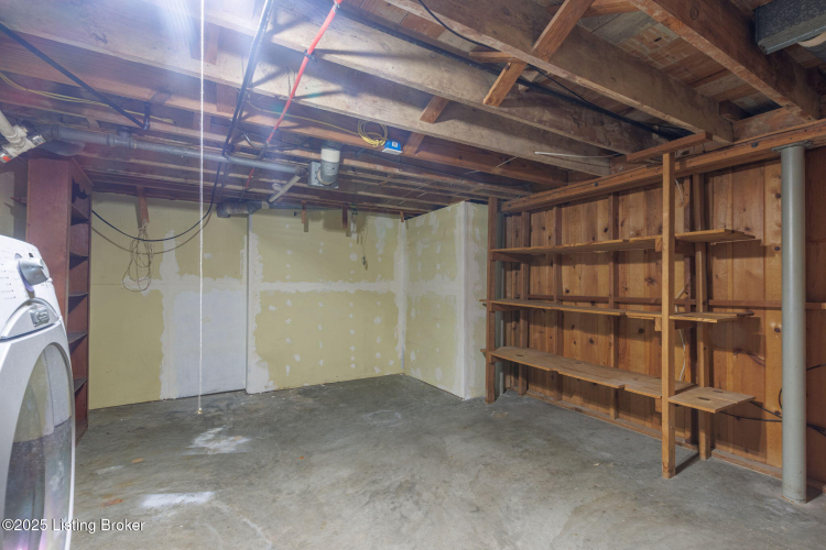 Listing Image 30