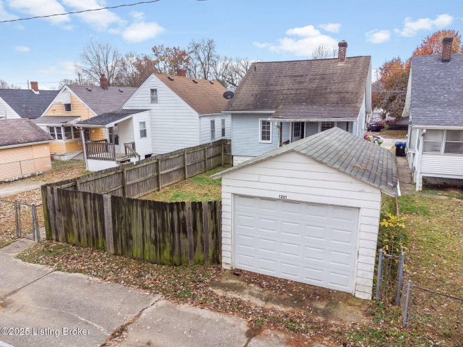 Listing Image 28