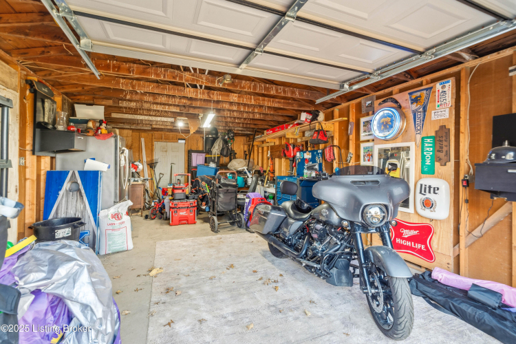 Listing Image 69