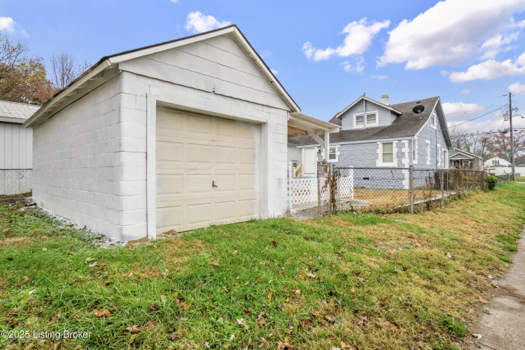 Listing Image 34