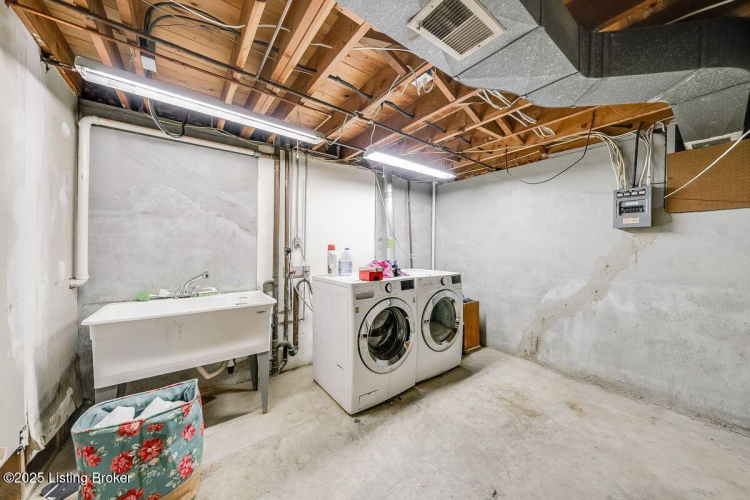 Listing Image 20