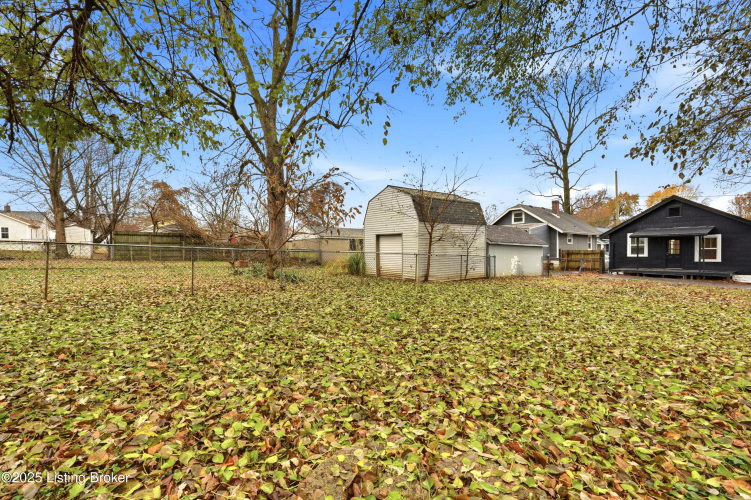 Listing Image 24