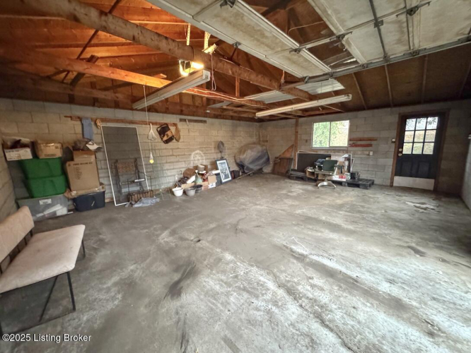 Listing Image 40