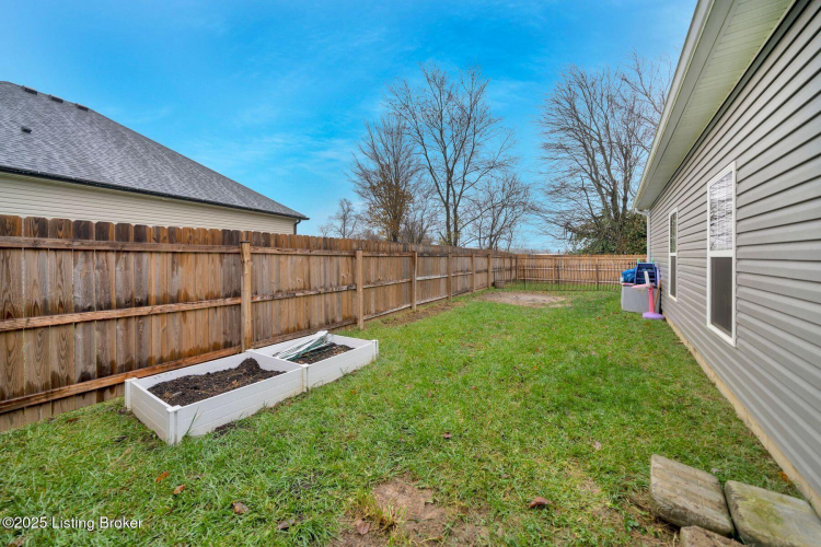 Listing Image 43