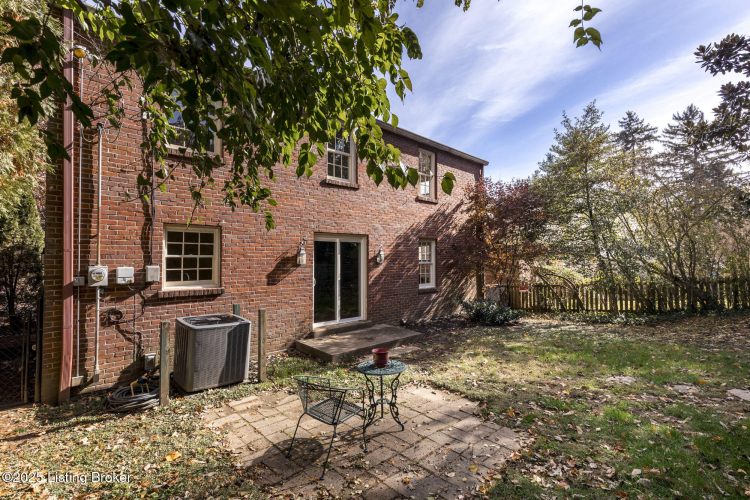Listing Image 42