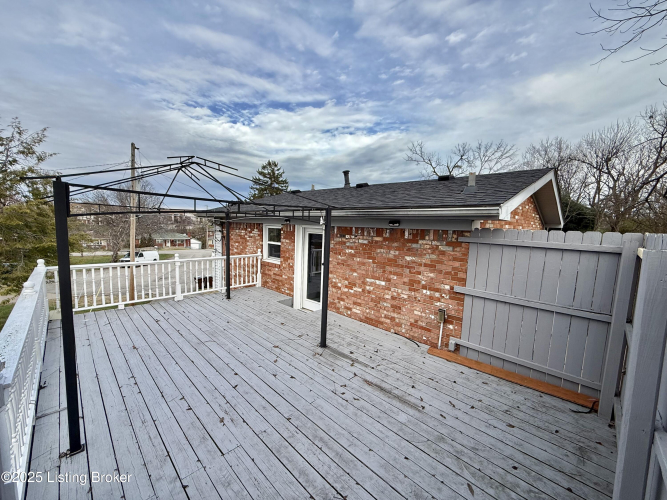 Listing Image 27