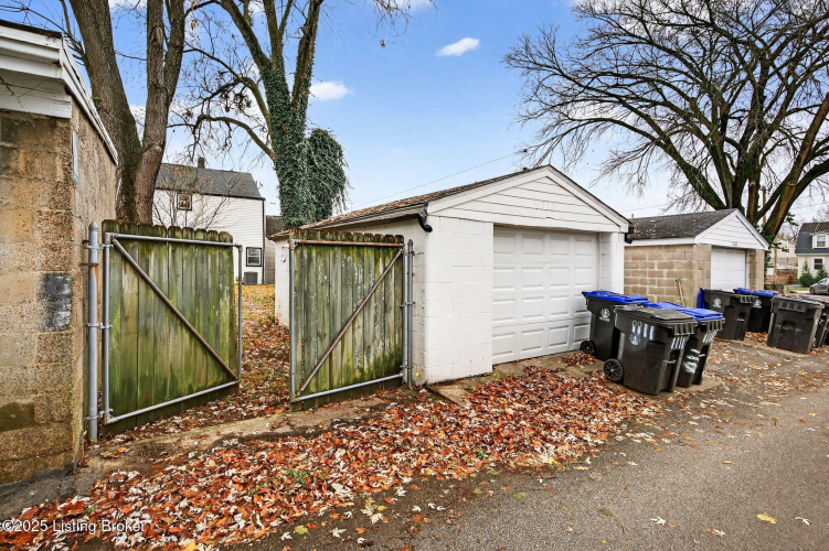 Listing Image 42
