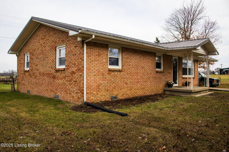 Listing Image 32