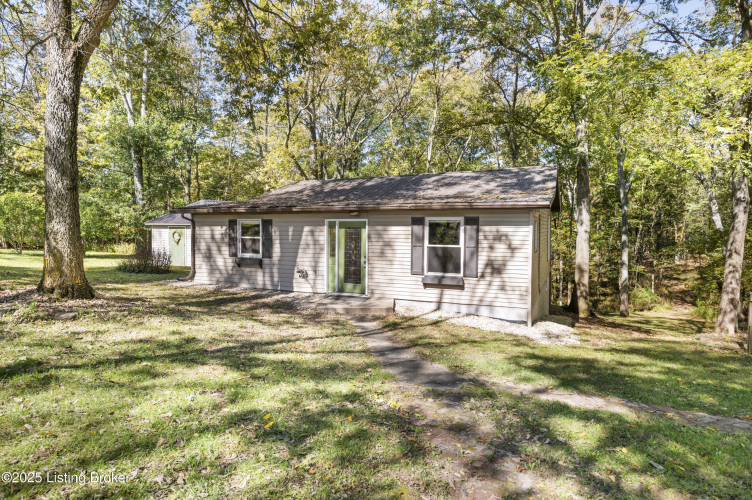 Listing Image 6
