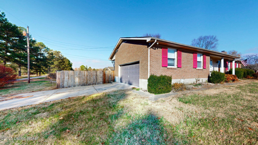 Listing Image 39