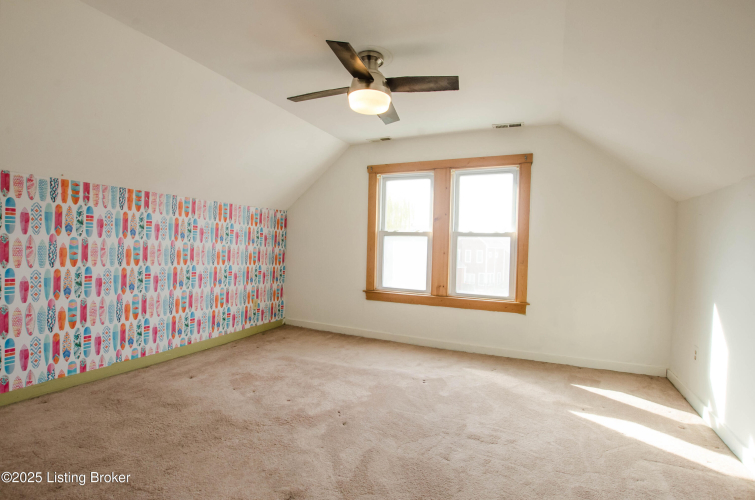 Listing Image 26