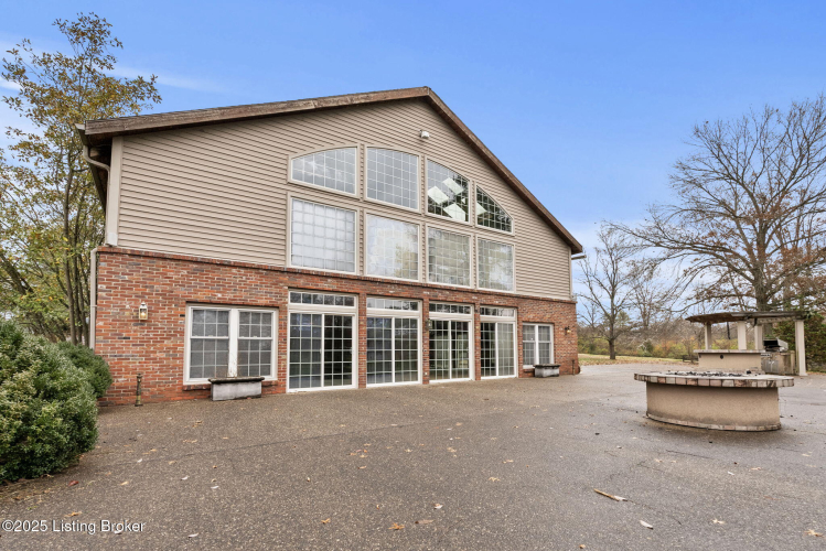 Listing Image 109