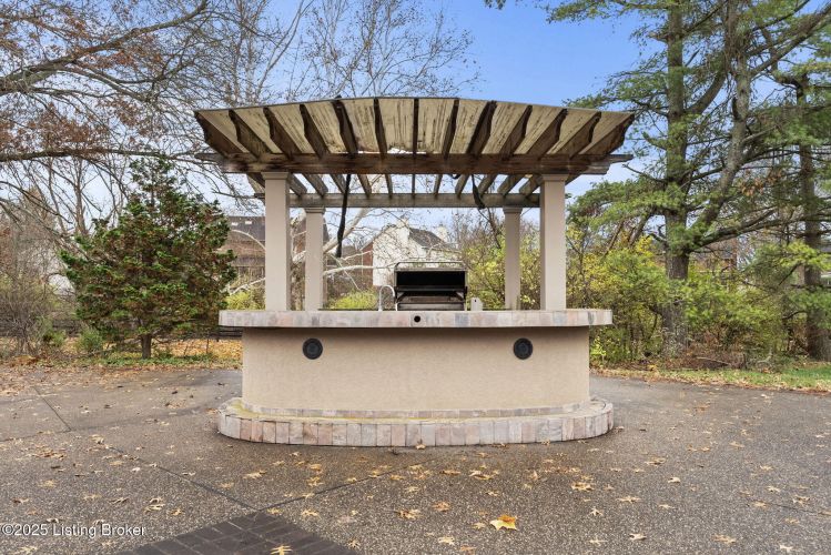 Listing Image 110
