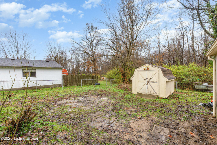 Listing Image 24