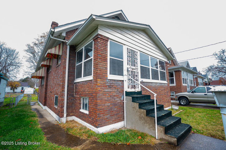 Listing Image 14