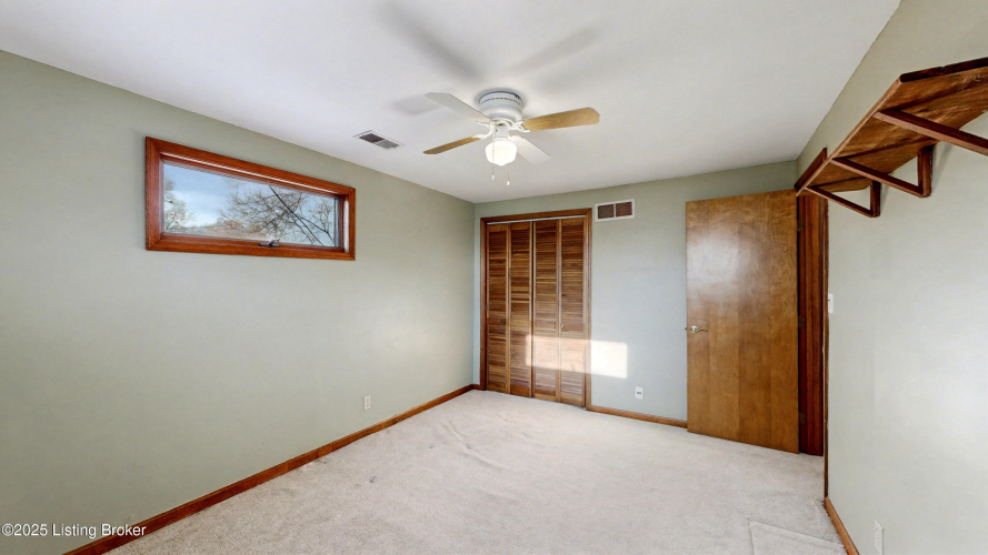 Listing Image 33