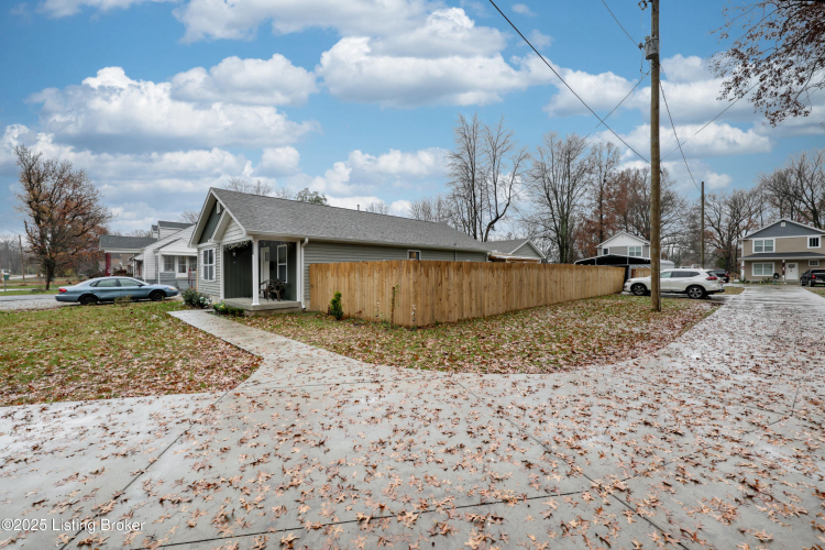 Listing Image 33