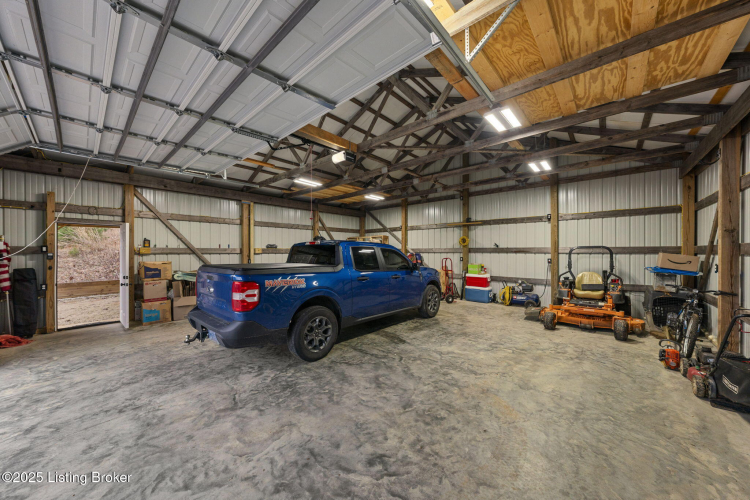 Listing Image 43