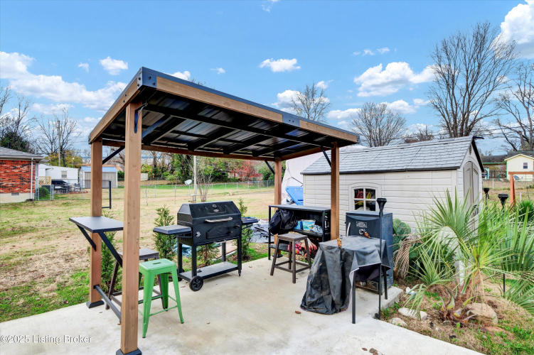 Listing Image 23