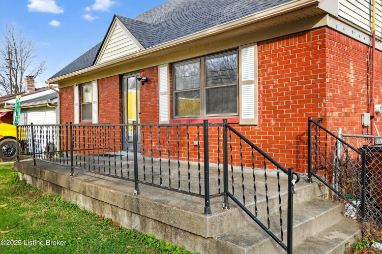 Listing Image 2