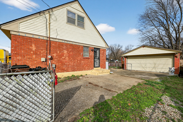 Listing Image 30