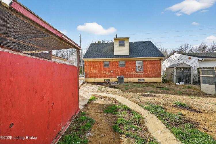 Listing Image 32