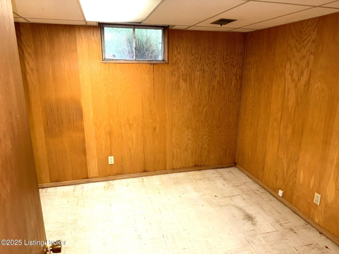 Listing Image 27