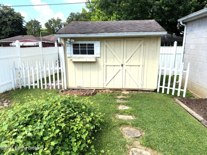 Listing Image 31
