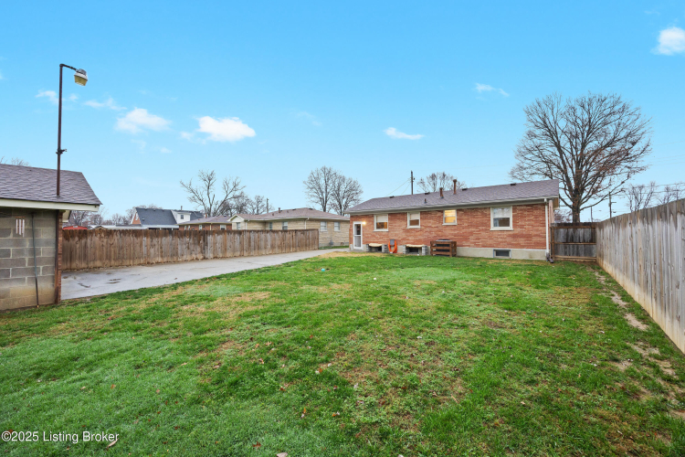 Listing Image 28