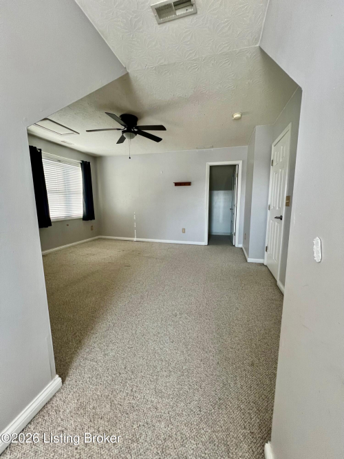 Listing Image 26