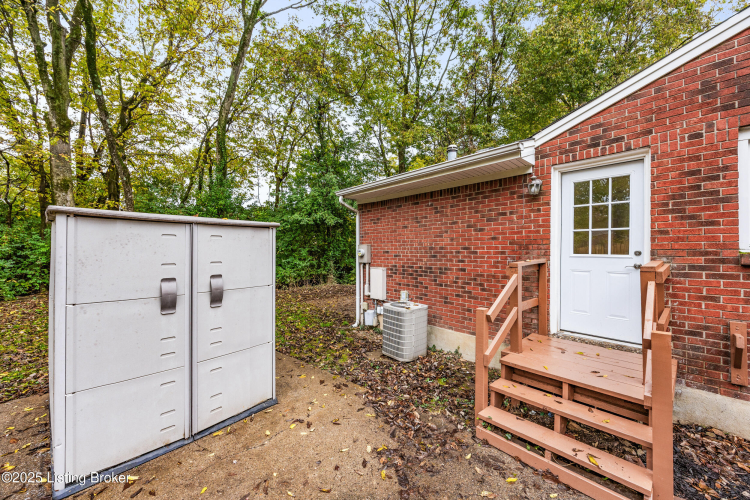 Listing Image 26