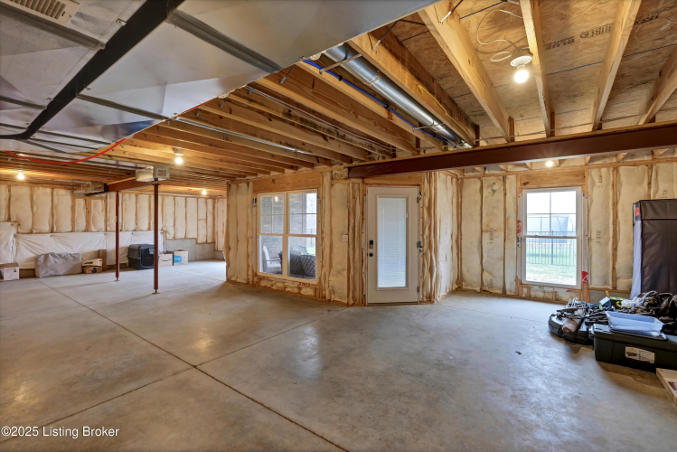Listing Image 34