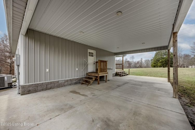 Listing Image 36