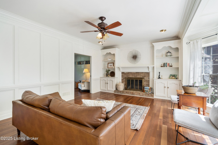 Listing Image 18