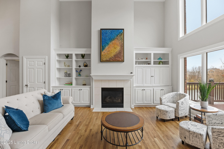 Listing Image 17