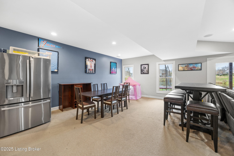 Listing Image 58