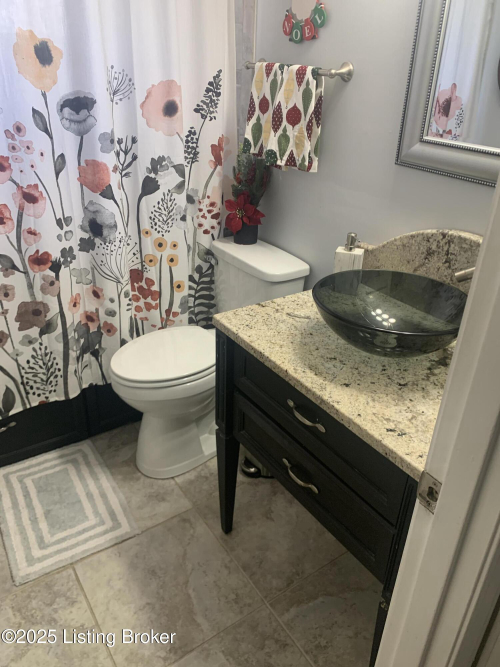 Listing Image 13