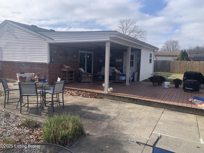 Listing Image 17