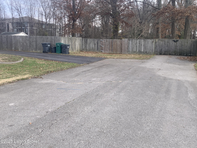 Listing Image 24
